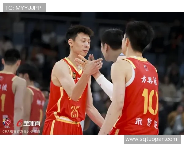 方昊精彩助攻助力浙江队逆转胜利展现团队合作精神与个人能力