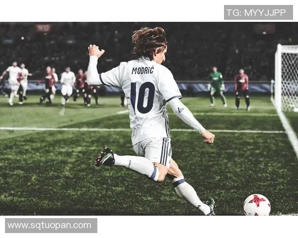 皇马宣布签下巴黎中场，全力备战下赛季西甲